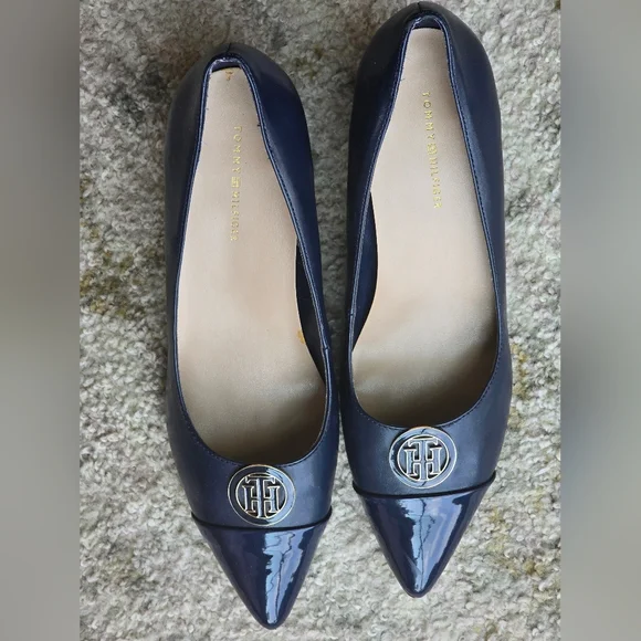 Tommy Hilfiger Cap Toe Block Heel Pump Neysa 2 Navy - Picture 4 of 8